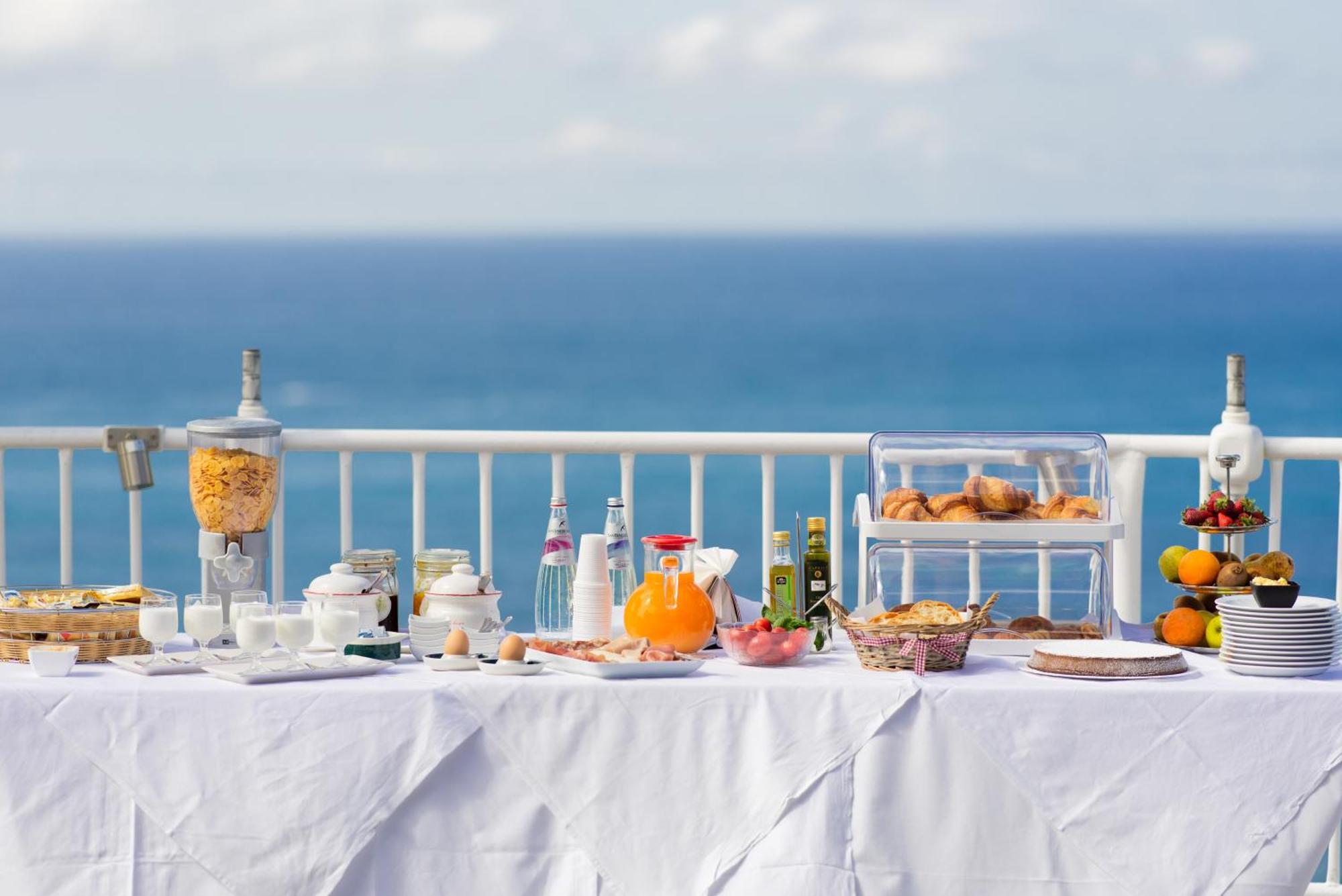 Hotel Villa Sirena Sant'Angelo  외부 사진