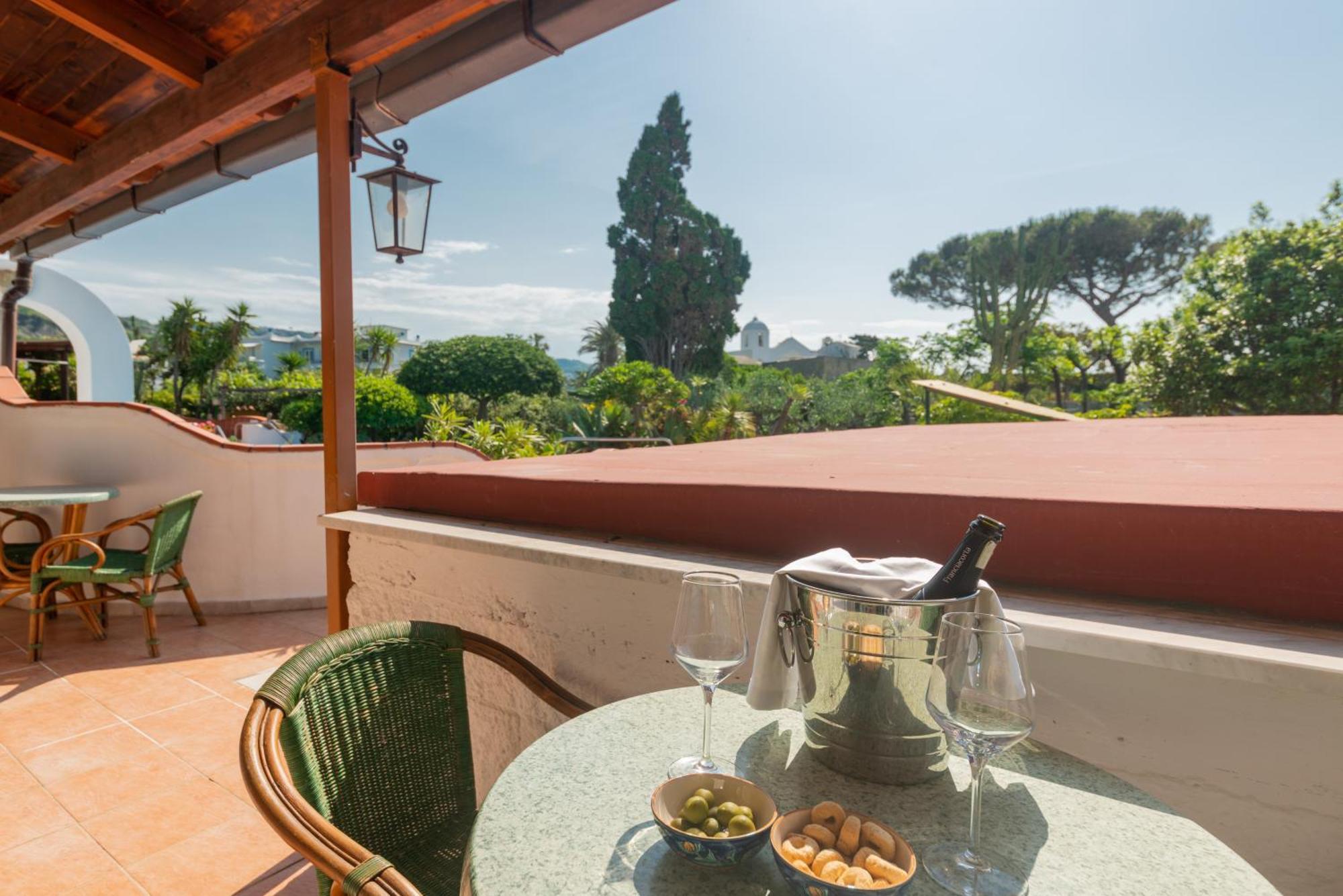 Hotel Villa Sirena Sant'Angelo  외부 사진
