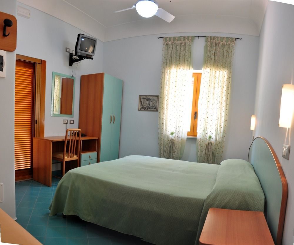 Hotel Villa Sirena Sant'Angelo  외부 사진